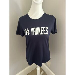 Level Wear Verve New York Yankees Womens Short Sleeve Logo T Shirt‎ Small Navy